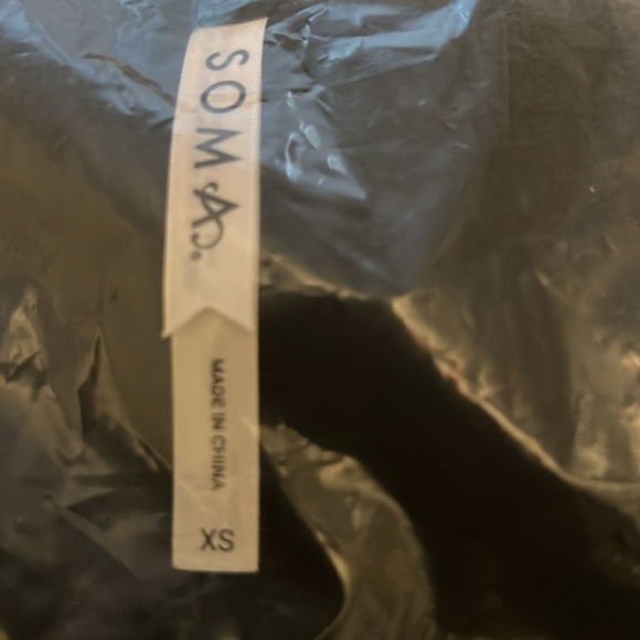 Soma Sunday Long-Sleeve V-Neck Set - Picture 14 of 15